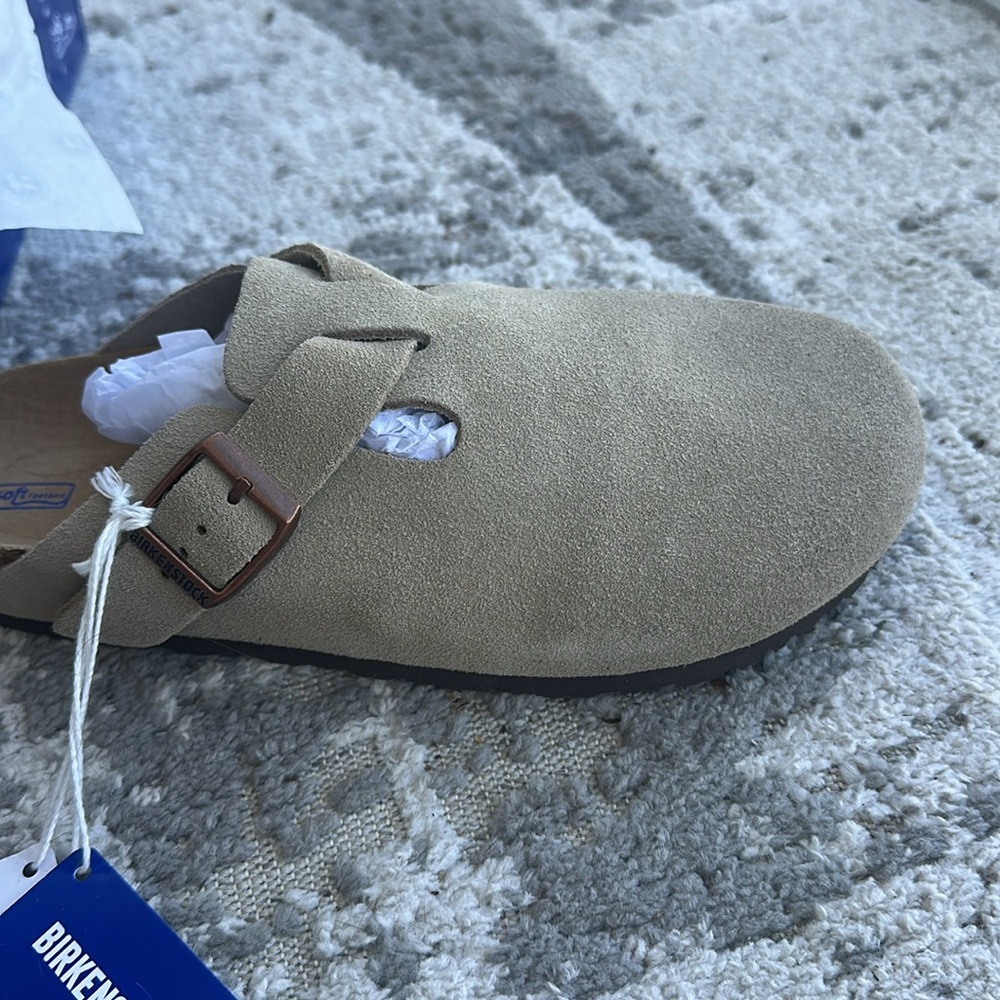 BRAND NEW BIRKENSTOCK BOSTON/ taupe 37 or 6